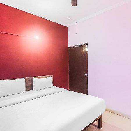 Hotel O Avni Residency Gurgaon Esterno foto
